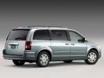 Chrysler Town & Country 2007 года